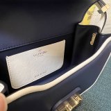 Wholesale VALENTINO GARAVANI LETTER VLOGO SIGNATURE handbag